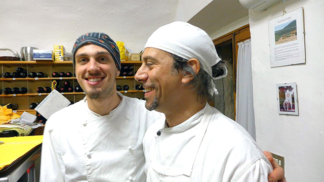 Les cuisiniers Toscans de Villa le Barone Alessio et Tommaso 